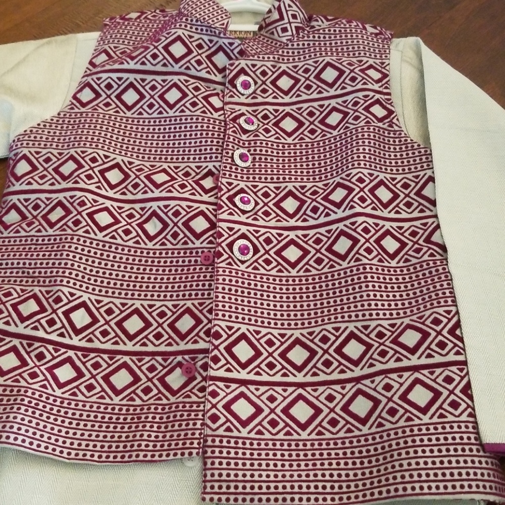 Boys sherwani!